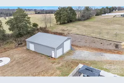 314 Stable Brook Lane, Taylorsville, NC 28681 - Photo 9