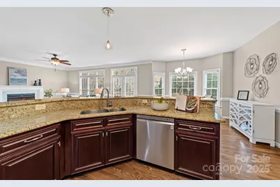 8811 Briarstone Lane, Waxhaw, NC 28173 - Photo 15