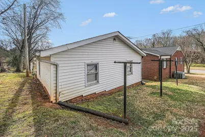 133 S Caldwell Avenue, Newton, NC 28658 - Photo 45