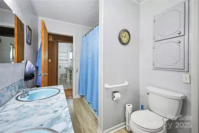 133 S Caldwell Avenue, Newton, NC 28658 - Photo 27