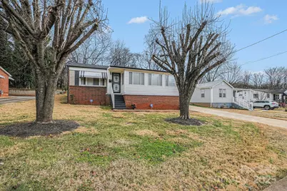 133 S Caldwell Avenue, Newton, NC 28658 - Photo 5