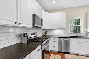 7809 Dunoon Ln, Charlotte, NC 28269 - Photo 13