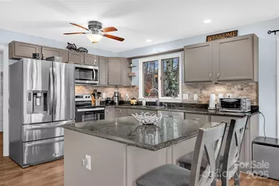 620 Glenview Road, Newland, NC 28657 - Photo 9