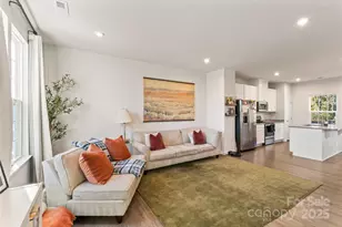 3209 Beeler Ln, Charlotte, NC 28208 - Photo 7