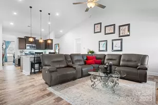 122 Cotton Creek Dr, Troutman, NC 28166 - Photo 7