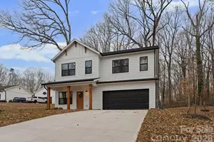 8821 Dogwood Dr, Charlotte, NC 28215 - Photo 31