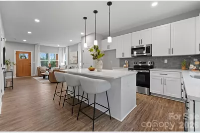 8821 Dogwood Drive, Charlotte, NC 28215 - Photo 7