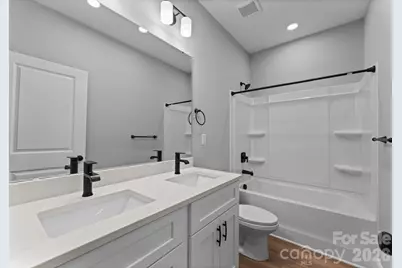 8823 Dogwood Drive, Charlotte, NC 28215 - Photo 21