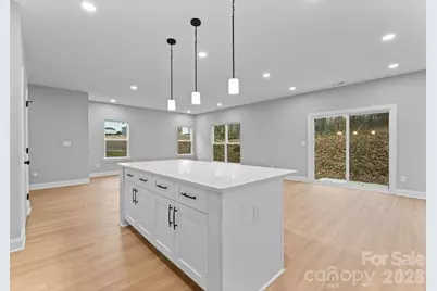 8823 Dogwood Drive, Charlotte, NC 28215 - Photo 5