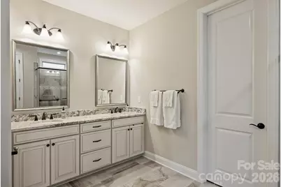 9610 Cresswind Boulevard, Charlotte, NC 28215 - Photo 29