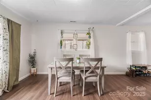 187 Harris St, Waynesville, NC 28786 - Photo 7