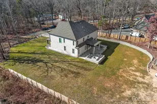 8804 Casa Lake Dr, Charlotte, NC 28215 - Photo 45