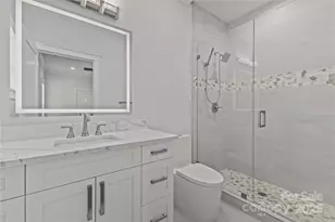 8804 Casa Lake Dr, Charlotte, NC 28215 - Photo 25