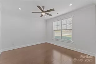 8804 Casa Lake Dr, Charlotte, NC 28215 - Photo 37