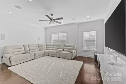 8804 Casa Lake Drive, Charlotte, NC 28215 - Photo 33