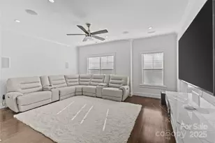 8804 Casa Lake Dr, Charlotte, NC 28215 - Photo 33