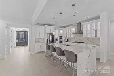 8804 Casa Lake Drive, Charlotte, NC 28215 - Photo 15