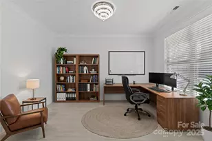 8804 Casa Lake Dr, Charlotte, NC 28215 - Photo 13