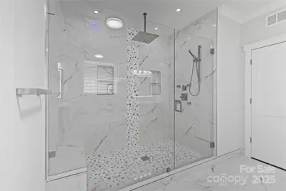 8804 Casa Lake Drive, Charlotte, NC 28215 - Photo 27