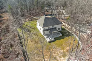 8804 Casa Lake Dr, Charlotte, NC 28215 - Photo 5