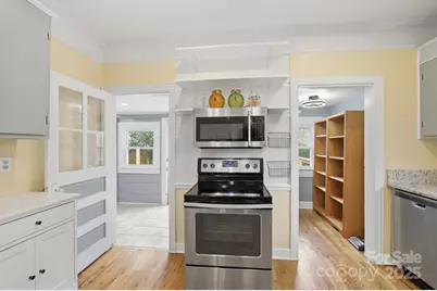 318 N Academy Street, Mooresville, NC 28115 - Photo 11