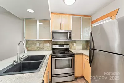 636 Chipley Avenue #6, Charlotte, NC 28205 - Photo 9