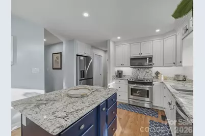 13401 Harbor Oaks Lane, Charlotte, NC 28278 - Photo 9