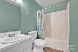 5046 Oxford School Rd, Claremont, NC 28610 - Photo 19