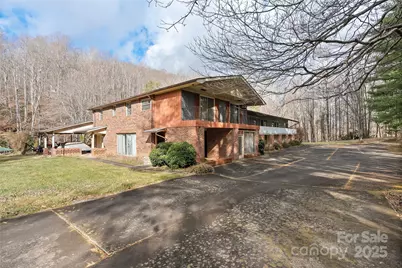 20826 Great Smoky Mountain Expressway, Waynesville, NC 28786 - Photo 11