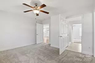 158 Polly Dr, Statesville, NC 28625 - Photo 17