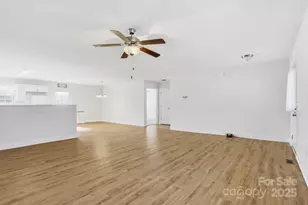 158 Polly Dr, Statesville, NC 28625 - Photo 7