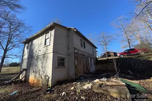 3133 Ed Bowman St, Morganton, NC 28655 - Photo 33