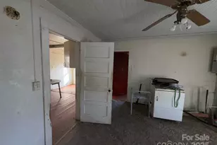 3133 Ed Bowman St, Morganton, NC 28655 - Photo 31