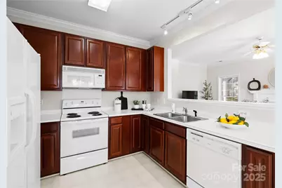 1736 Walnut Crest Lane, Matthews, NC 28105 - Photo 17