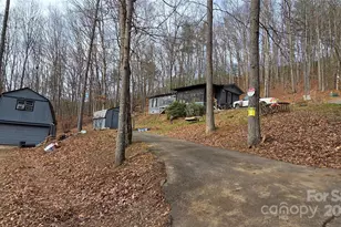 17 Shena Dr, Waynesville, NC 28785 - Photo 3