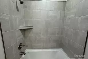 7013 Alpharetta St, Charlotte, NC 28216 - Photo 21