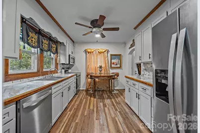 501 W 2nd Avenue, Lexington, NC 27292 - Photo 17