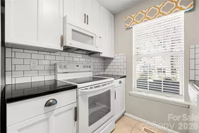 8240 Circle Tree Lane, Charlotte, NC 28277 - Photo 11