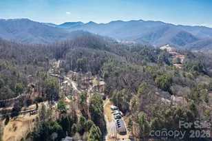 328 Bowditch St, Burnsville, NC 28714 - Photo 17