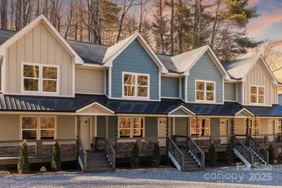 328 Bowditch Street #2B, Burnsville, NC 28714 - Photo 9