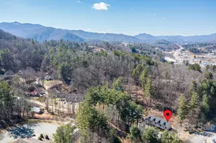 328 Bowditch St, Burnsville, NC 28714 - Photo 17