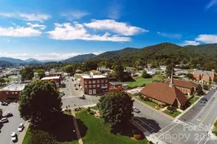 328 Bowditch St, Burnsville, NC 28714 - Photo 19