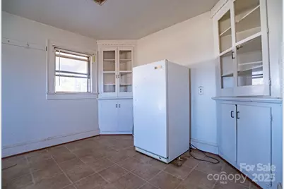 1922 Old Conover Startown Road, Newton, NC 28658 - Photo 15