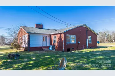 1922 Old Conover Startown Road, Newton, NC 28658 - Photo 35