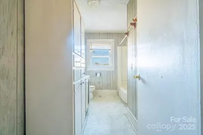 1922 Old Conover Startown Road, Newton, NC 28658 - Photo 23