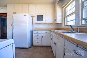 1922 Old Conover-Startown Rd, Newton, NC 28658 - Photo 27