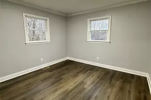 1011 Hull St, Statesville, NC 28677 - Photo 13