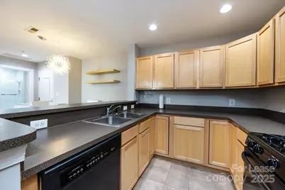 718 Trade Street #204, Charlotte, NC 28202 - Photo 3