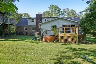 710 Heatherwood Dr, Hendersonville, NC 28792 - Photo 43