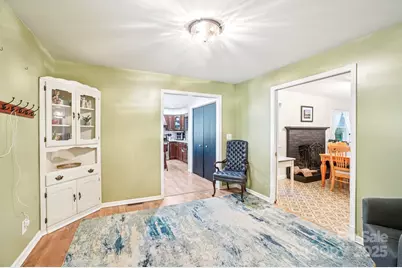 710 Heatherwood Drive, Hendersonville, NC 28792 - Photo 23